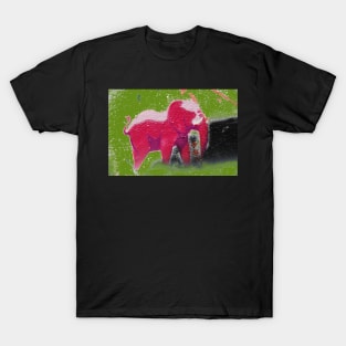 Rosaroter Elefant / Swiss Artwork Photography T-Shirt